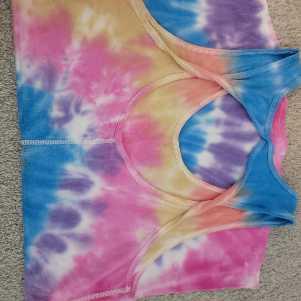 Zyia Hendrix Twist Back Tank-medium - Picture 2 of 3